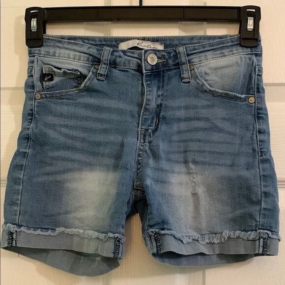 KanCan Estilo Light Wash Denim Shorts Size Medium - Picture 1 of 4